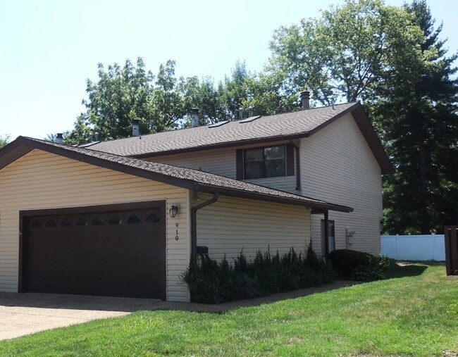property at 910 Westwood Dr