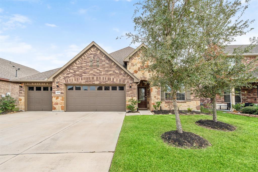 5230 Regal Gem Ln in Katy, TX - Foto de edificio