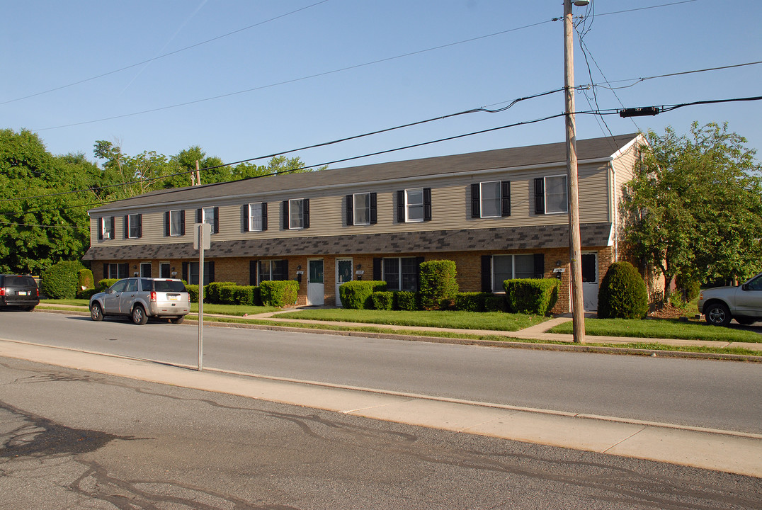 202 - 206 Arch St in Mechanicsburg, PA - Foto de edificio