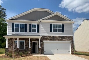 309 Tolbert Dr in Greenwood, SC - Building Photo