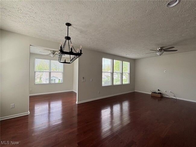 property at 522 Heritage Woods Dr