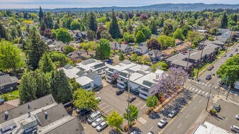 Burnside East in Portland, OR - Building Photo