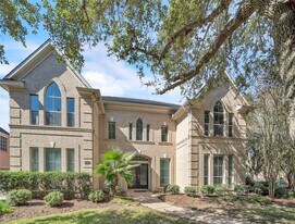 1423 Meadow Lakes Dr in Sugar Land, TX - Building Photo