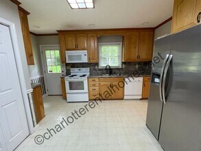 518 Thomas Trail in Gastonia, NC - Building Photo - Building Photo