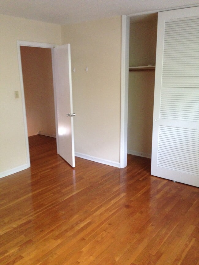 105 Fidelity St, Unit A38 in Carrboro, NC - Foto de edificio - Building Photo