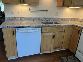 2504 Glengyle Dr, Unit 2504 in Vienna, VA - Building Photo - Building Photo