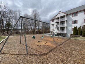 The Landmark Apartments in Derry, NH - Building Photo - Building Photo