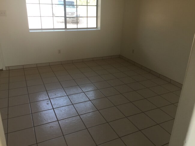 1141 Calle Carmelita in Rio Rico, AZ - Building Photo - Building Photo