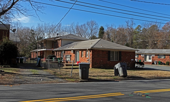 Craig Gardens Apartments in Charlotte, NC - Foto de edificio - Building Photo