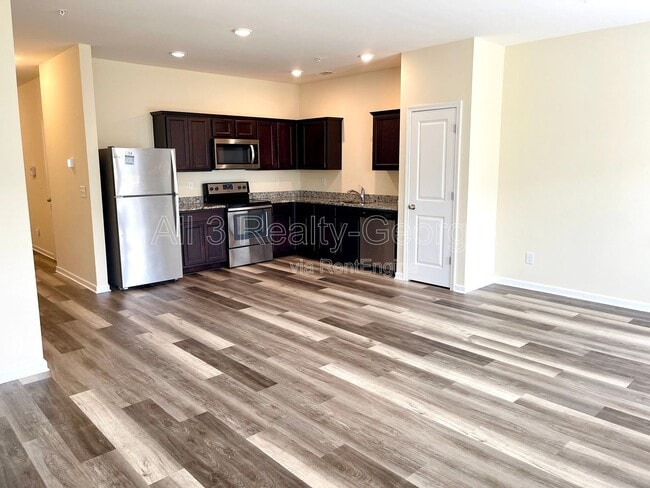 11971 Fuller St in Hampton, GA - Building Photo - Building Photo