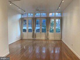 261 N 3rd St in Philadelphia, PA - Building Photo