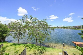 4122 SW 61st Ave in Davie, FL - Building Photo - Building Photo