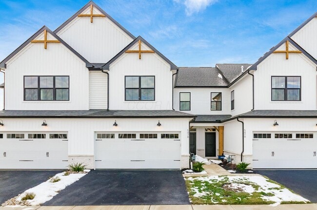 property at 5478 Dutch Ln