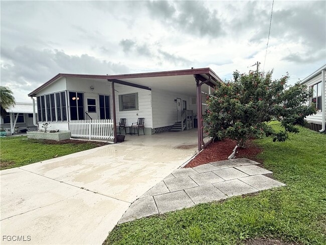 property at 3404 Rainbow Ln