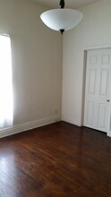 102 S F St, Unit 102 in Marion, IN - Foto de edificio - Building Photo