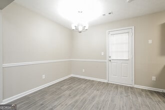 145 Fairclift Dr in Covington, GA - Building Photo - Building Photo