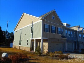 3007 Glenn Hope Wy in Matthews, NC - Building Photo