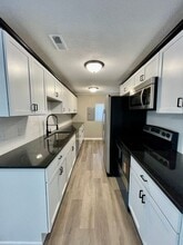 1801 S Millwood Ave in Wichita, KS - Building Photo - Building Photo