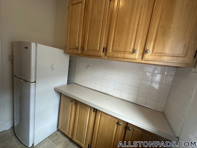 1148 Commonwealth Ave in Boston, MA - Building Photo - Building Photo