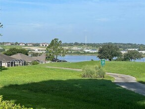 2194 Caxton Ave in Clermont, FL - Building Photo - Building Photo