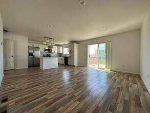 745 Cathy Dr W in West Fargo, ND - Building Photo - Building Photo
