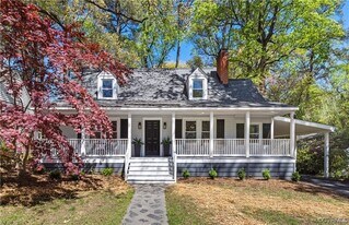 8736 Trevillian Rd in North Chesterfield, VA - Building Photo