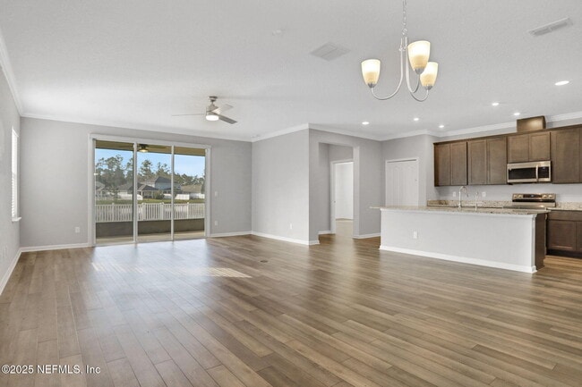 3209 Crocus Ln in Green Cove Springs, FL - Building Photo - Building Photo