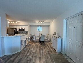 713 Villa Cir, Unit 713 in Boynton Beach, FL - Building Photo - Building Photo