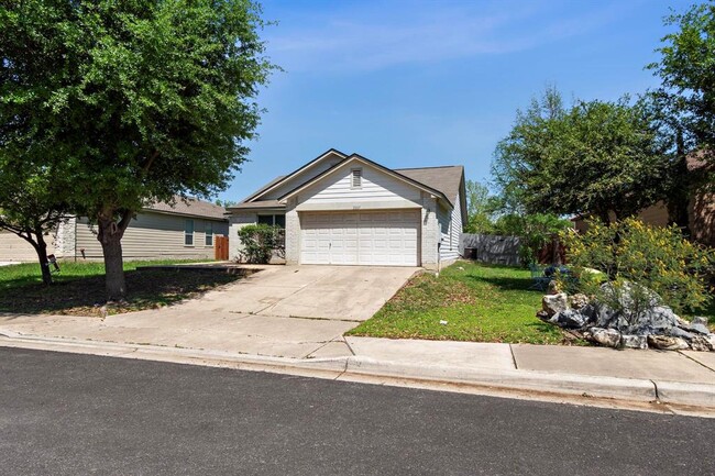 2207 Kuykendall Dr in Georgetown, TX - Building Photo - Building Photo
