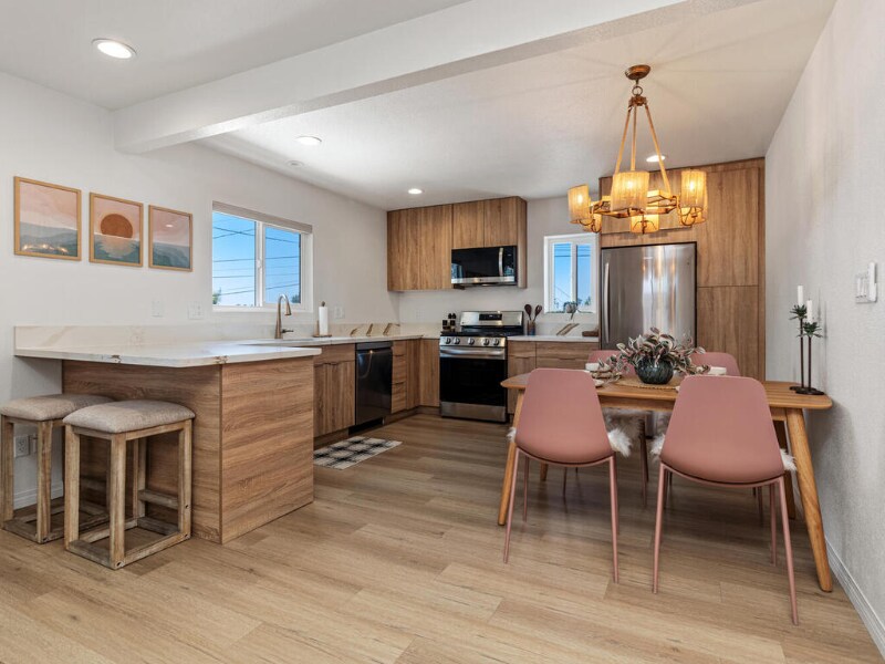 425 N Nevada St in Oceanside, CA - Building Photo