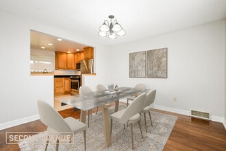 1254 Edgewood Dr in Homestead, PA - Building Photo - Building Photo
