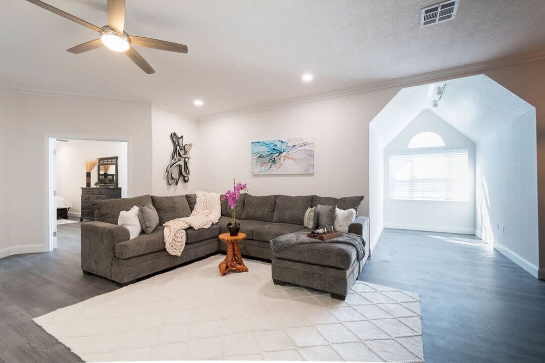 1415 N Atlantic Ave in Cocoa Beach, FL - Building Photo