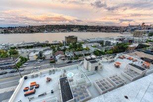 The Summit at Lake Union Apartamentos