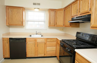 Pickwick Apartments in Baltimore, MD - Building Photo - Interior Photo