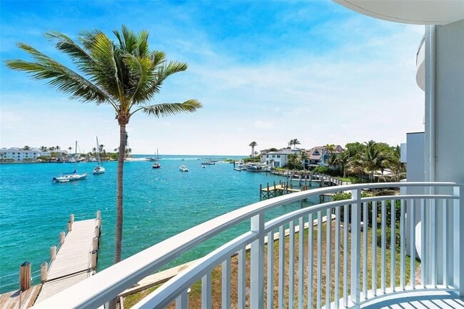 property at 2508 Bay Dr