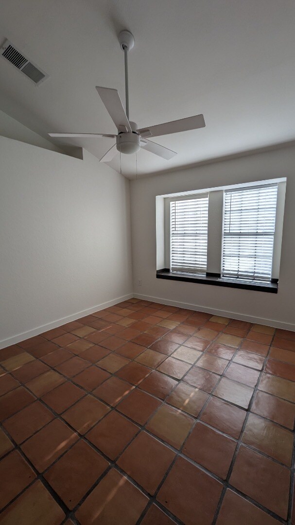 property at 11901 Swearingen Dr