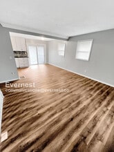 1303 Michele Dr in Excelsior Springs, MO - Building Photo - Building Photo