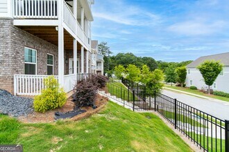 831 Corsiglia Farm in Marietta, GA - Building Photo - Building Photo