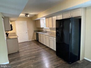 13767 Summer Pl in Solomons, MD - Building Photo - Building Photo