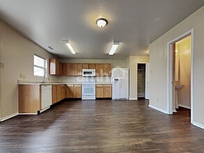 3347 Hemlock St in Whiteland, IN - Building Photo - Building Photo
