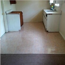 711 Magnolia Dr in Crosby, TX - Building Photo - Building Photo