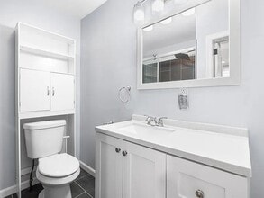 20 Bradley Terrace in Portsmouth, RI - Building Photo - Building Photo