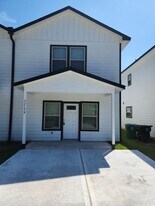 9218 Nyssa Ave in Houston, TX - Building Photo