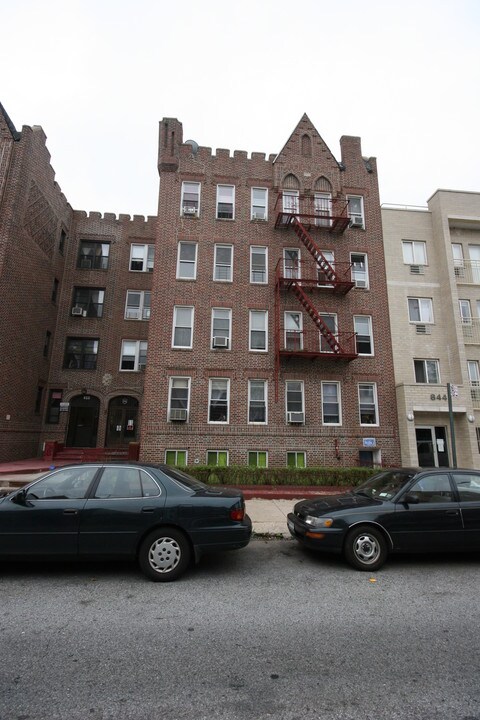 846 50th St in Brooklyn, NY - Foto de edificio