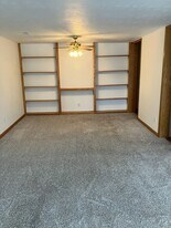 38 Meadowview Terrace in New Bremen, OH - Building Photo
