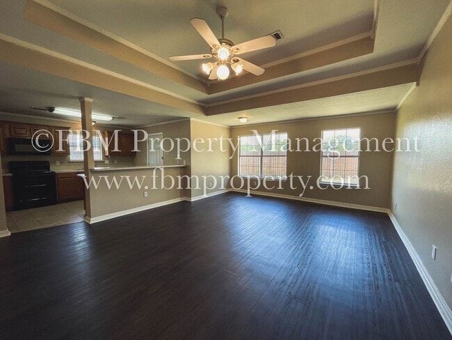 107 Myrtle Ave in Waxahachie, TX - Building Photo - Building Photo