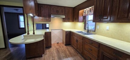 9750 S Packerton Rd in Claypool, IN - Building Photo - Building Photo