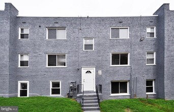 4246 6th St SE in Washington, DC - Building Photo - Building Photo