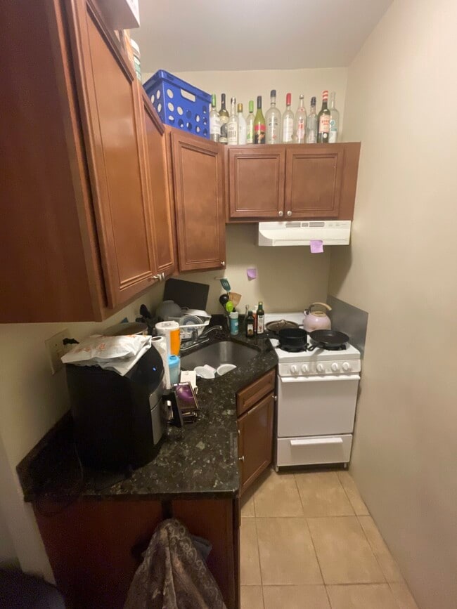 257 W Newton St, Unit 9
