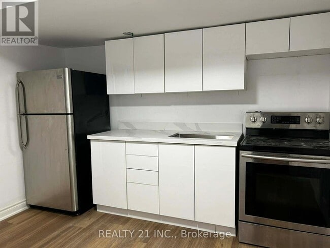 164 Williamson Dr E in Ajax, ON - Building Photo - Building Photo